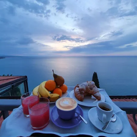 Luna Convento Copanello Panzió Stalettì